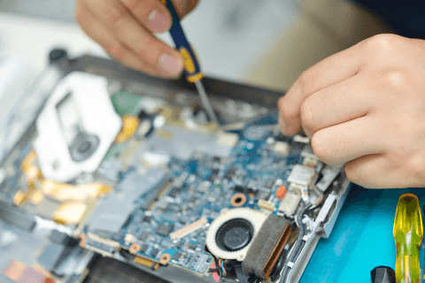 メーカー修理不可の古い産業用PCの修理おまかせください