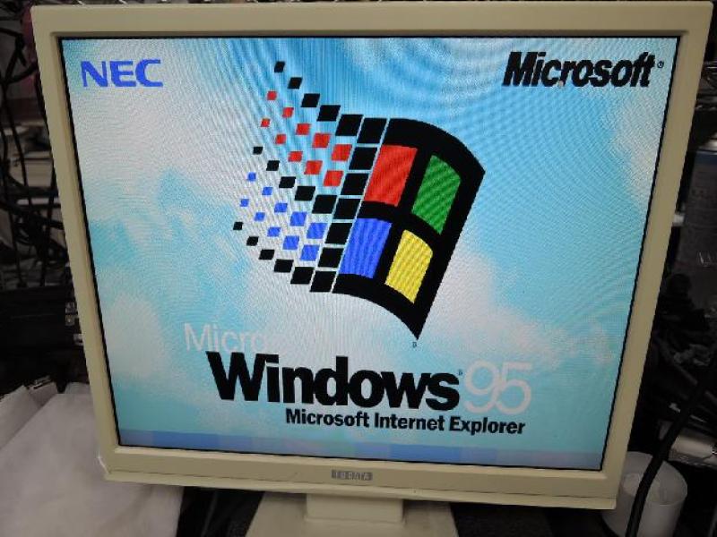 工場の計測装置用パソコン（NEC PC-9821Xa20 Windows3.1）の故障修理・延命実績の画像4