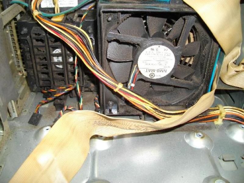 加工装置用の産業用PC(Dell Precision390 WindowsXP)の故障修理・延命実績の画像10