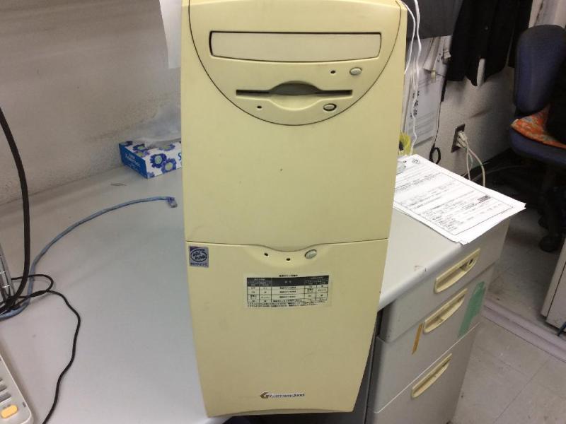 X線曝射ジェネレータ制御PCの修理延命(GATEWAY GATEWAY2000,XP Pro)の画像1