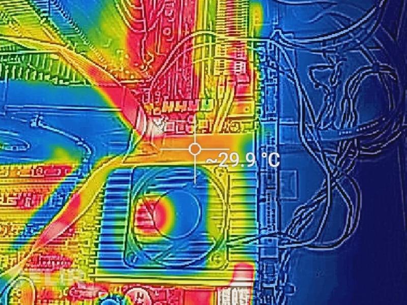 製造業の中央制御システムの安定稼働を実現するミラーPC製作の画像6