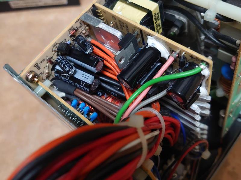起動しない3次元測定器制御PCの出張調査と延命提案の画像2