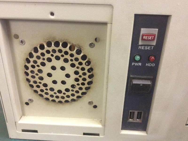 ウオータージェット用Windows XP PCの電源不動とIOエラーを修理の画像13