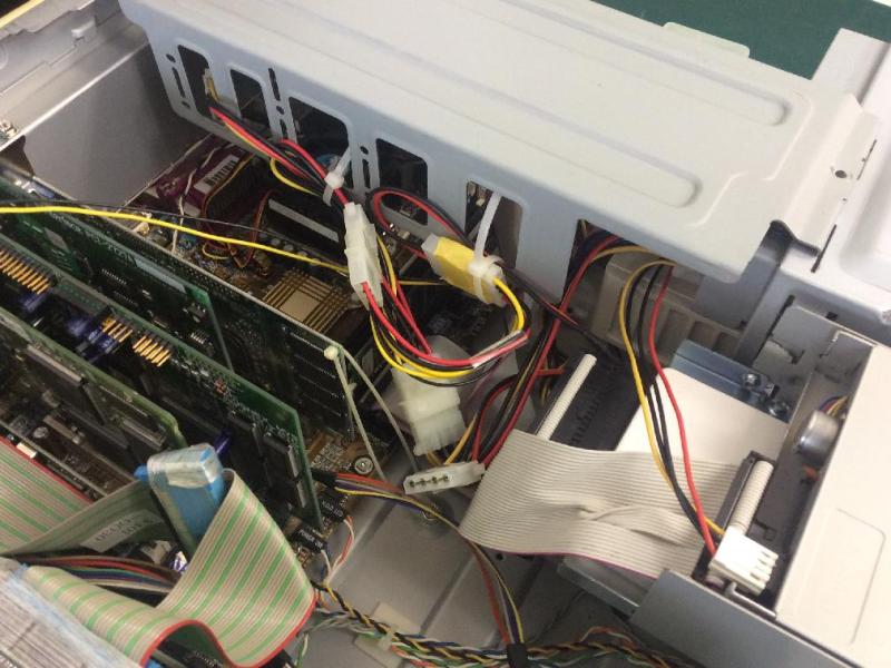 Windows 98搭載Pro3800DBS修理。半導体製造ライン制御PCの不具合解消の画像10