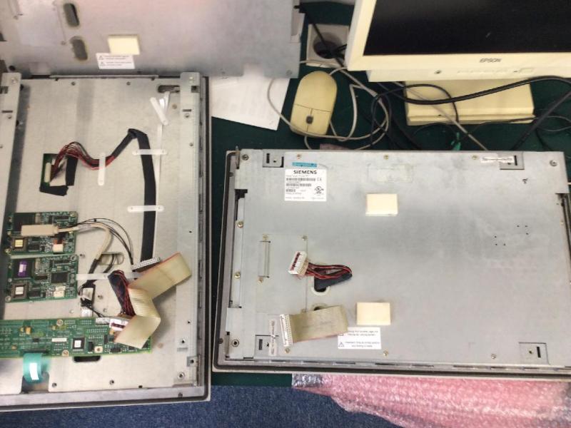SIEMENS Panel PC 670 画面出ない症状の修理と延命の画像4