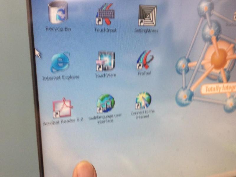 SIEMENS Panel PC 670 画面出ない症状の修理と延命の画像5