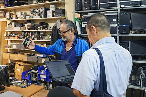 理論に基づいた確かな修理技術